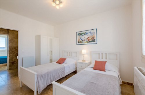 Foto 13 - Apartamento de 2 quartos em Sainte-Maxime com vistas do mar