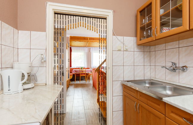 Casa de 3 quartos em Balatonkeresztúr com jardim e terraço - Foto 14