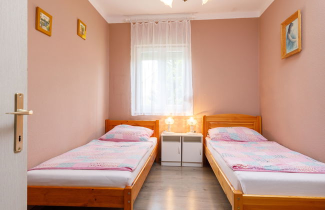Casa de 3 quartos em Balatonkeresztúr com jardim e terraço - Foto 8