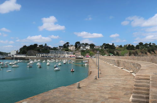 Foto 18 - Apartamento de 1 habitación en Binic-Étables-sur-Mer con vistas al mar