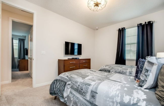 Solara Resort 9 Bedroom Resort Villa by RedAwning - Photo 24