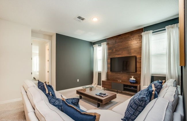 Solara Resort 9 Bedroom Resort Villa by RedAwning - Photo 35