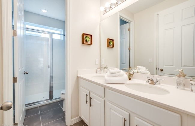 Solara Resort 9 Bedroom Resort Villa by RedAwning - Photo 46