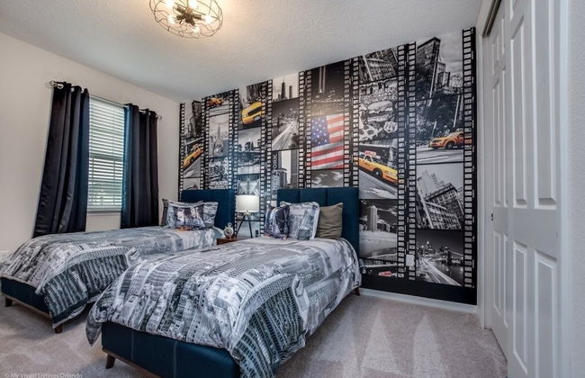 Solara Resort 9 Bedroom Resort Villa by RedAwning - Photo 5