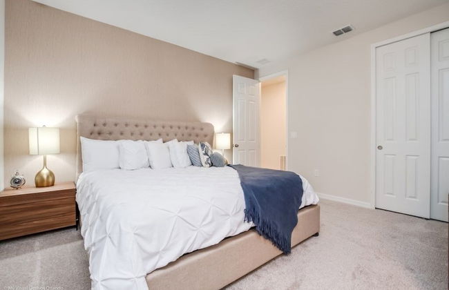 Solara Resort 9 Bedroom Resort Villa by RedAwning - Photo 23