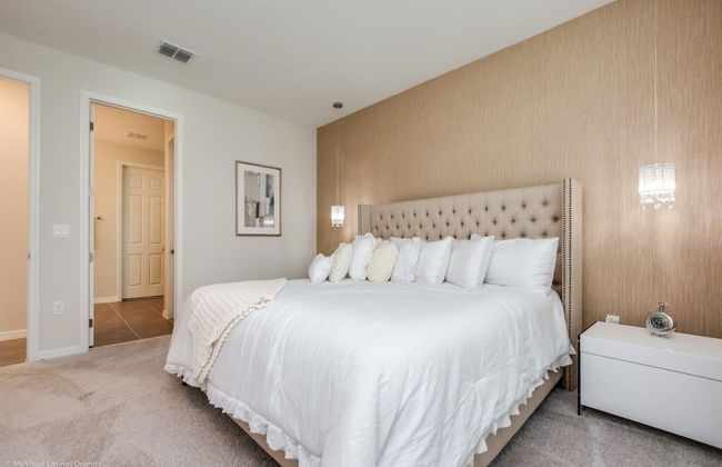 Solara Resort 9 Bedroom Resort Villa by RedAwning - Photo 26