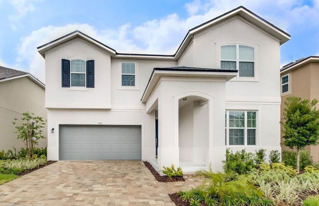 Solara Resort 9 Bedroom Resort Villa by RedAwning - Photo 1