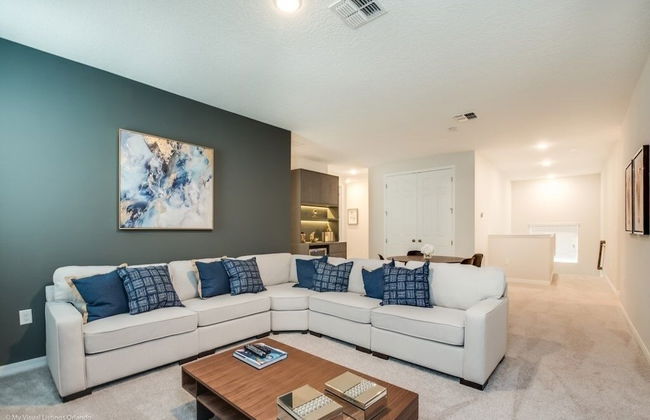 Solara Resort 9 Bedroom Resort Villa by RedAwning - Photo 37