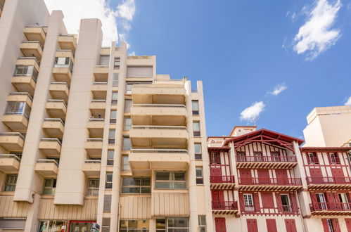 Foto 22 - Apartamento de 2 quartos em Biarritz com piscina e terraço