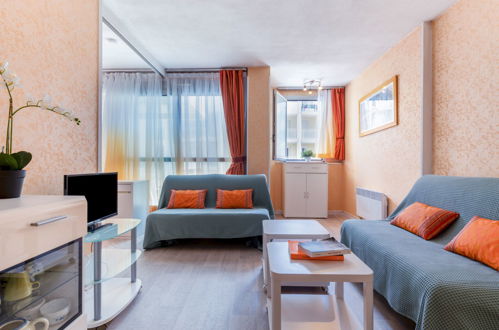Foto 6 - Apartamento de 2 quartos em Biarritz com piscina e vistas do mar