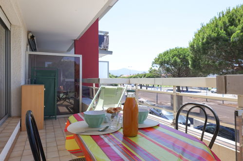 Photo 12 - Apartment in Saint-Cyprien with sea view