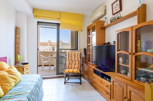 Photo 6 - 2 bedroom Apartment in Oropesa del Mar with swimming pool and sea view