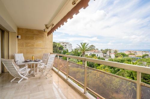 Foto 15 - Apartamento de 1 quarto em Cannes com piscina e jardim