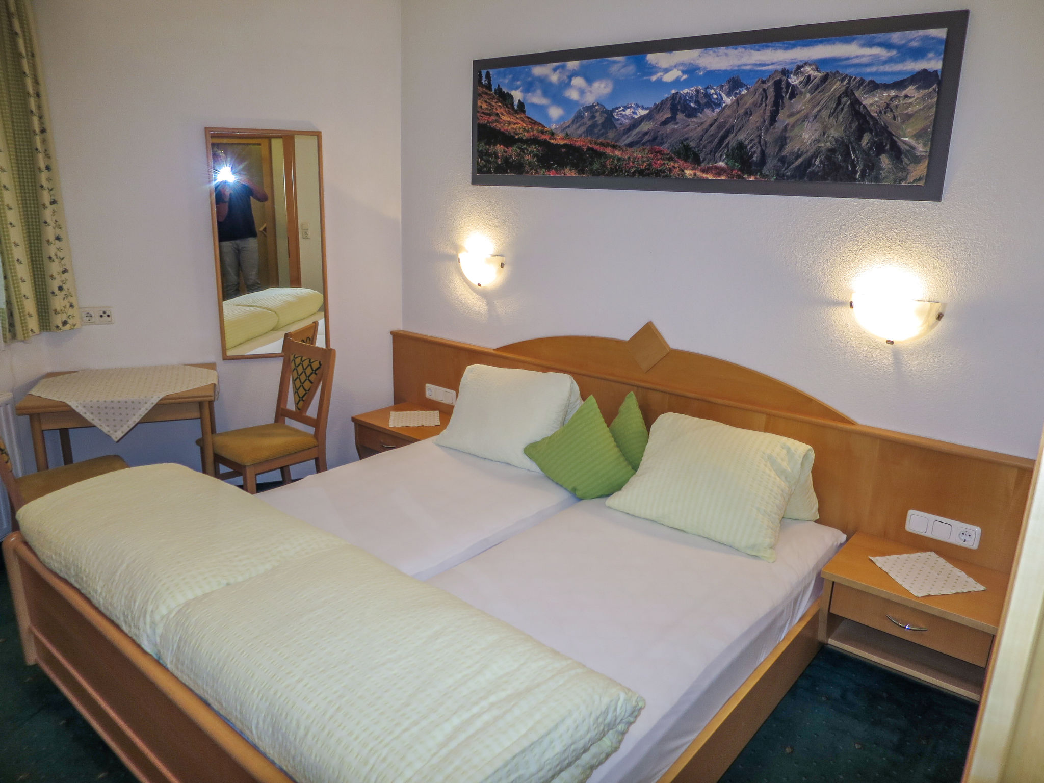 Foto 9 - Appartamento con 3 camere da letto a Kappl con terrazza e vista sulle montagne