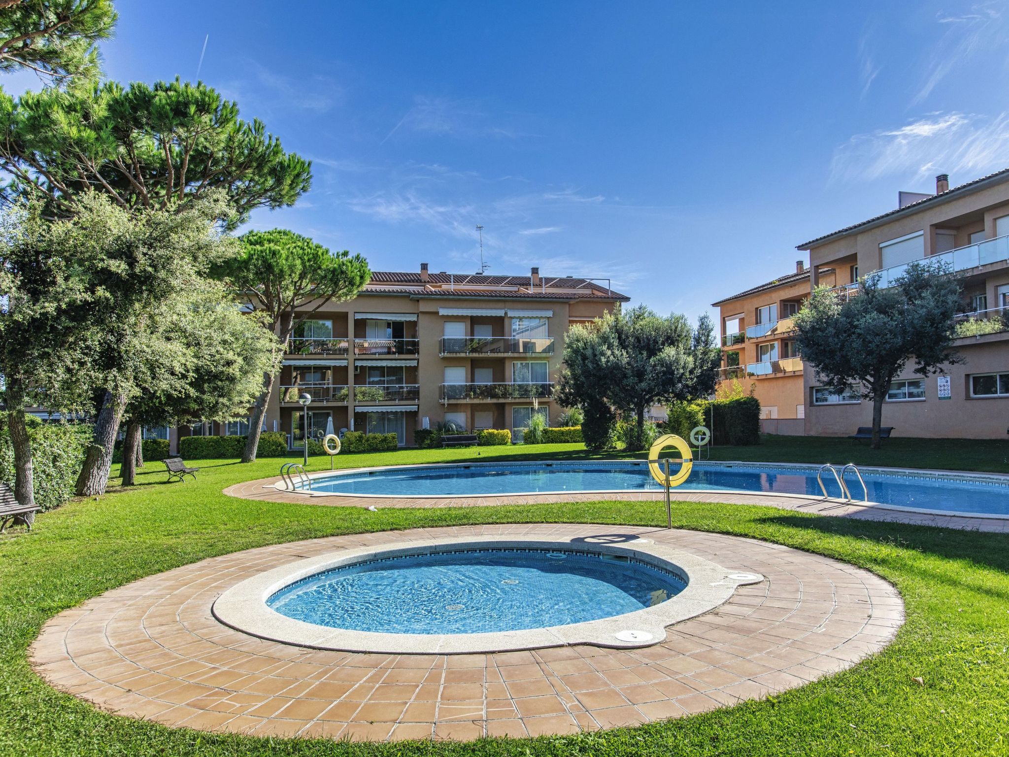 Photo 1 - Appartement de 4 chambres à Pals avec piscine et vues à la mer