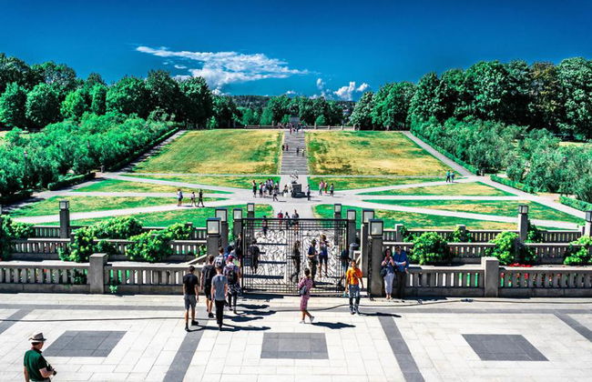 Oslo & Vigeland Park Private Driving Tour - Photo 2