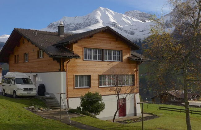 Apartamento de 3 quartos em Adelboden com jardim - Foto 1