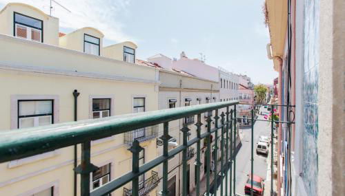 Typical Light Filled Graça Apartment, By TimeCooler - Foto 1