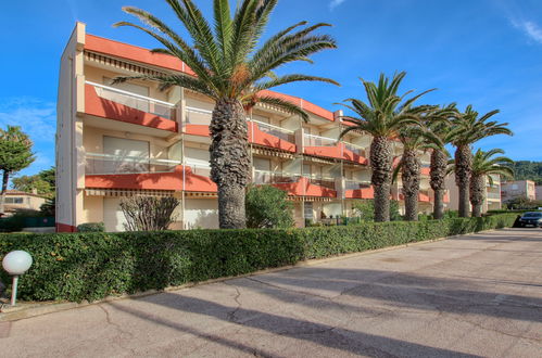 Foto 17 - Apartamento de 1 habitación en Saint-Cyr-sur-Mer con terraza y vistas al mar