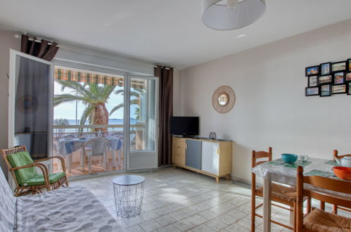 Foto 4 - Apartamento de 1 quarto em Saint-Cyr-sur-Mer com terraço