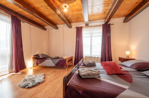 Foto 41 - Casa con 4 camere da letto a Čabar con piscina privata e giardino