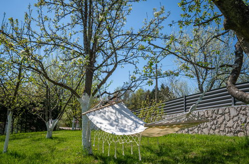 Foto 35 - Casa de 4 quartos em Čabar com piscina privada e jardim