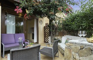Photo 1 - Appartement de 2 chambres à Golfo Aranci avec jardin et vues à la mer