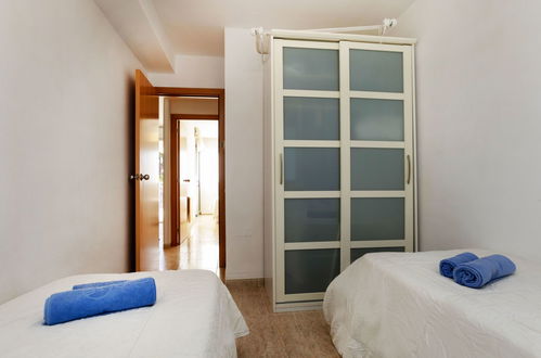 Photo 19 - 2 bedroom Apartment in l'Ametlla de Mar with swimming pool and sea view