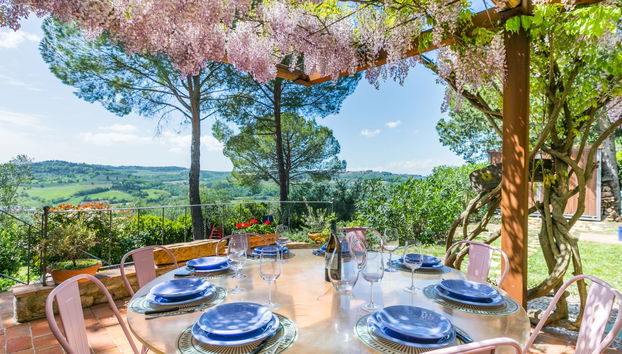 4 bedroom House in San Casciano in Val di Pesa with private pool and garden - Photo 2