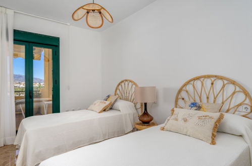 Foto 18 - Apartamento de 3 habitaciones en Marbella con piscina y vistas al mar