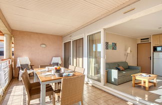 Foto 3 - Apartamento de 2 quartos em Fréjus com piscina e vistas do mar