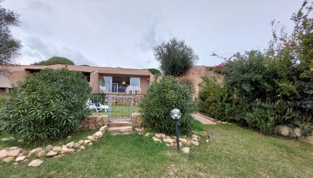 3 bedroom House in Palau with swimming pool and garden - Photo 2