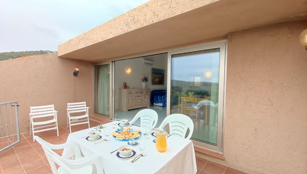 3 bedroom House in Palau with swimming pool and garden - Photo 4