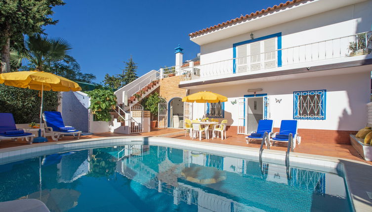 Photo 1 - 2 bedroom House in Albufeira with private pool and sea view