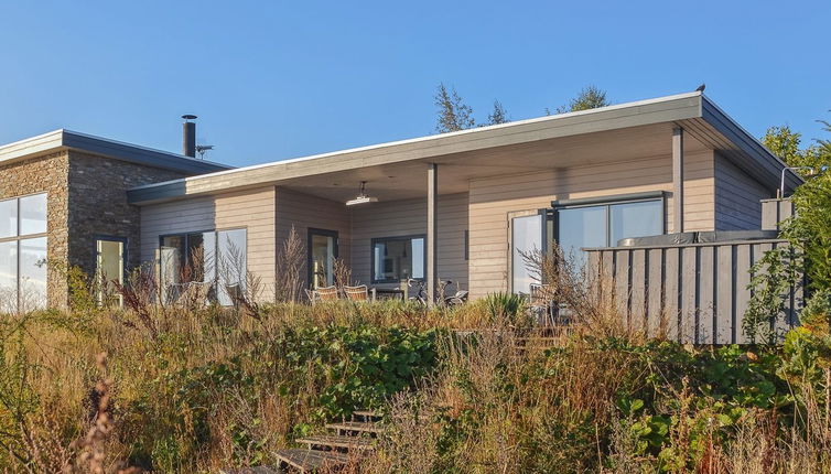 Foto 1 - Casa de 4 quartos em Allinge com terraço e banheira de hidromassagem