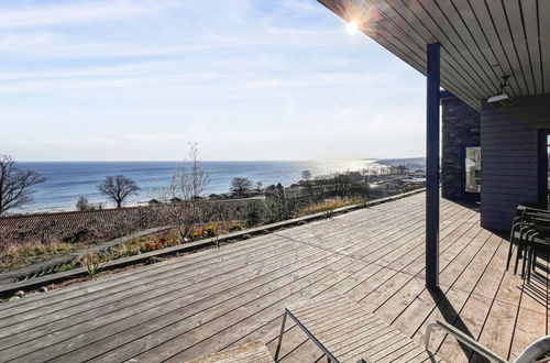 Foto 1 - Casa de 4 quartos em Allinge com terraço e banheira de hidromassagem