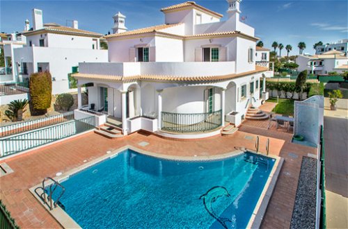 Foto 1 - Casa de 4 habitaciones en Albufeira con piscina privada y vistas al mar