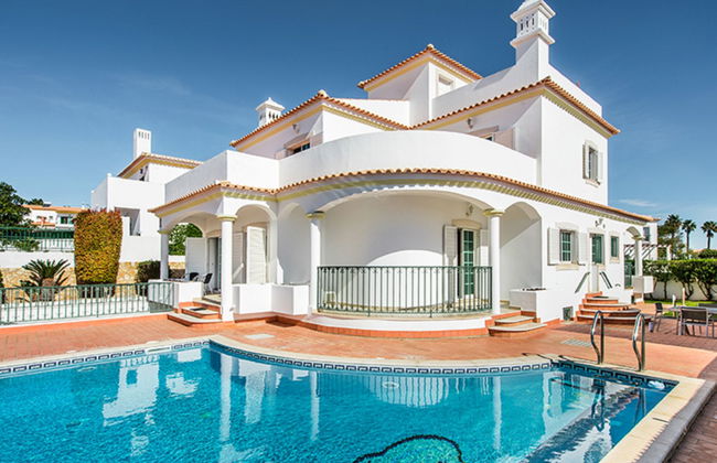 Casa de 4 quartos em Albufeira com piscina privada e jardim - Foto 32
