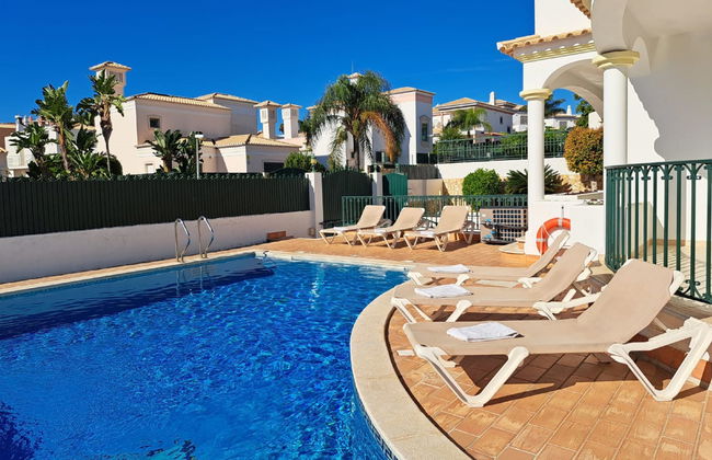 Casa de 4 quartos em Albufeira com piscina privada e jardim - Foto 3