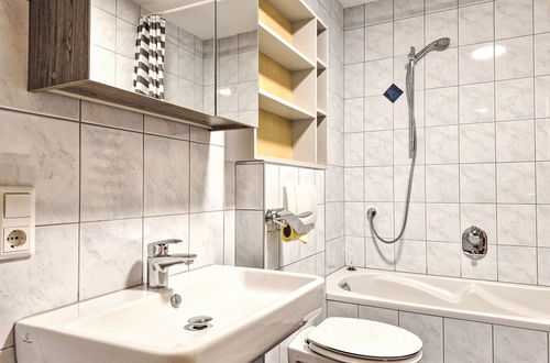 Foto 24 - Apartamento de 2 quartos em Strengen com jardim