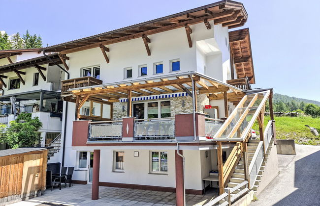 Apartment mit 2 Schlafzimmern in Strengen mit garten und terrasse - Foto 1