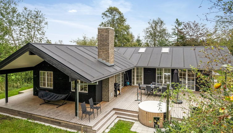 Foto 1 - Casa de 4 quartos em Sæby com terraço e banheira de hidromassagem
