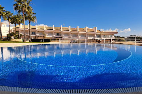 Photo 1 - Maison de 2 chambres à Albufeira avec piscine et jardin