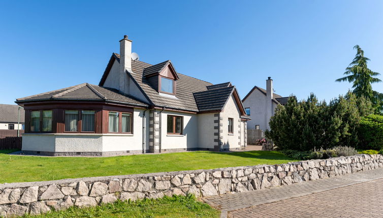 Photo 1 - Maison de 5 chambres à Aviemore avec jardin et sauna