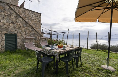 Foto 27 - Apartamento de 1 quarto em Finale Ligure com jardim e vistas do mar