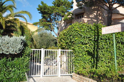 Photo 17 - Appartement de 2 chambres à Cavalaire-sur-Mer avec jardin et vues à la mer