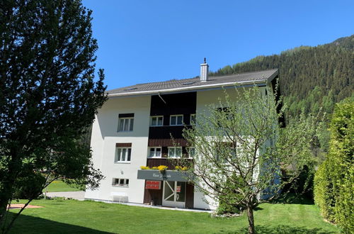 Photo 3 - 2 bedroom Apartment in Fieschertal with sauna