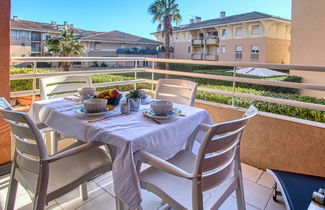 Foto 1 - Appartamento con 1 camera da letto a Fréjus con terrazza