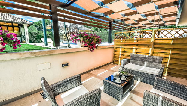 Apartamento de 3 quartos em Biograd na Moru com piscina e jardim - Foto 5