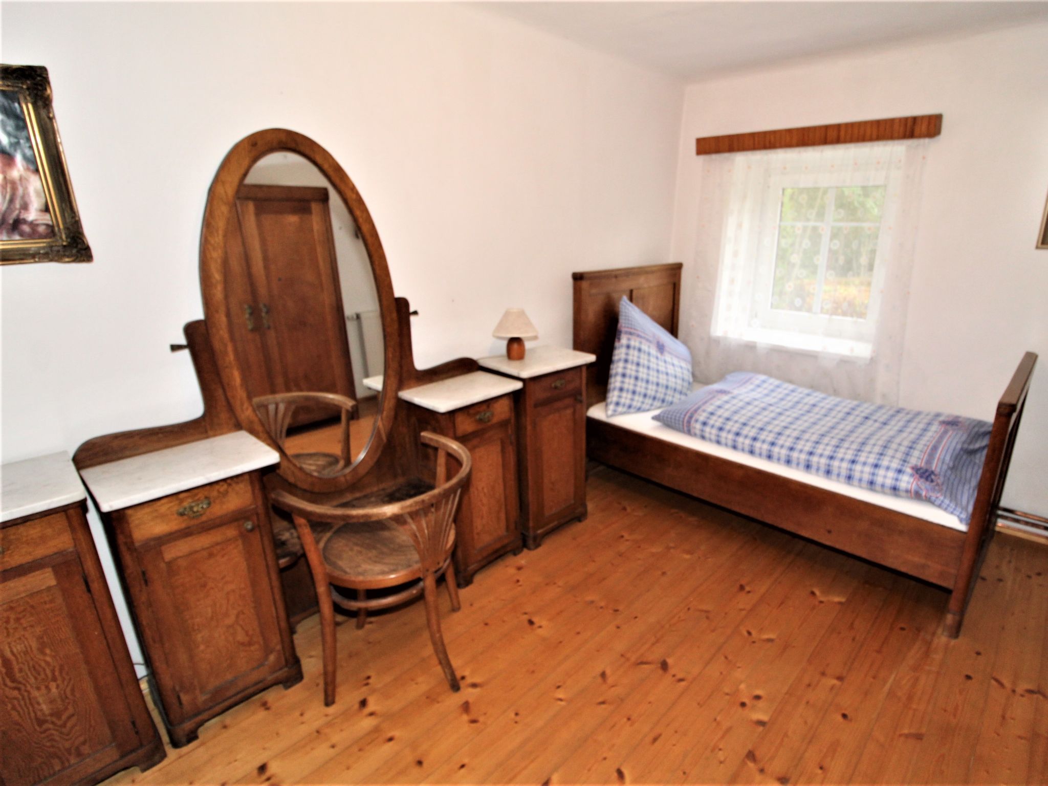 Photo 10 - 3 bedroom House in Mokrý Lom with private pool and garden